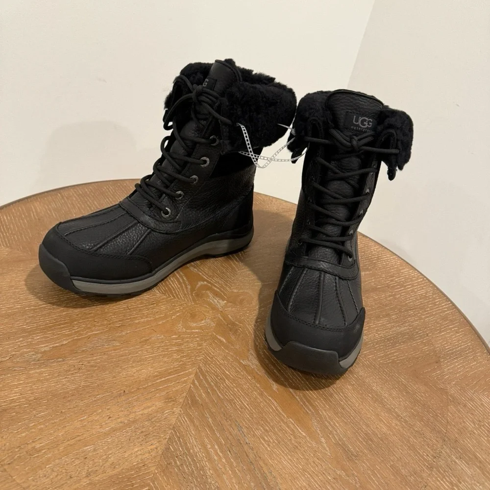UGG Adirondack III Black Black Leather Fur Boots Womens NEW - Picture 5 of 5